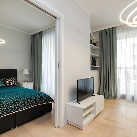 Wola Luxe Apartment Варшава Екстериор снимка