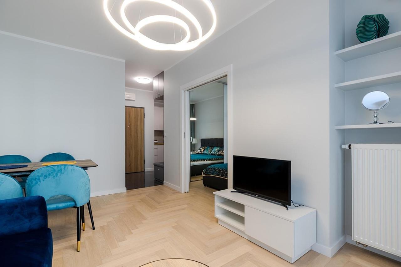 Wola Luxe Apartment Варшава Екстериор снимка