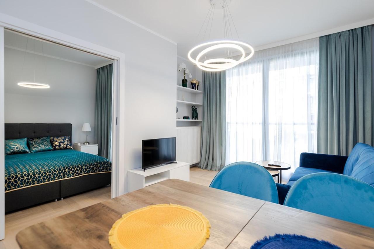 Wola Luxe Apartment Варшава Екстериор снимка